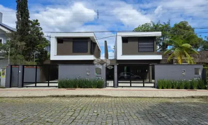 Casa com 4 quartos à venda na Rua água Marinha, 95, Saguaçu, Joinville