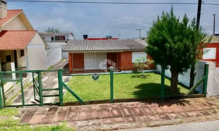Casa à venda em Rainha do Mar, Xangri-lá - 3 dormitórios, 154m², a 4 quadras do mar