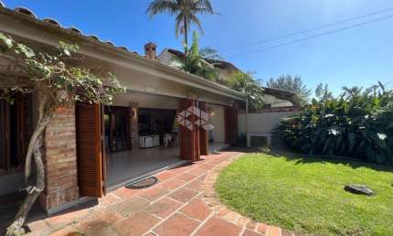 Casa com 4 quartos à venda na Rio Negro, 2497, Centro, Xangri-Lá