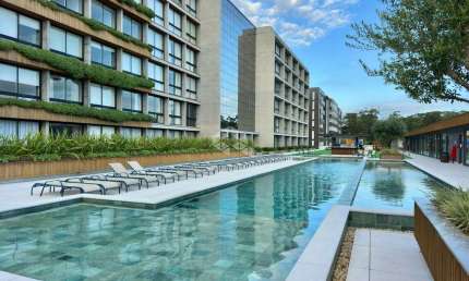 Apartamento no Livin Resort Atlântida, 02 dormitórios/suíte, 02 vagas