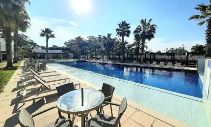 Apartamento à venda em Atlântida, Xangri-Lá, com 3 quartos (1 suíte), 132m² e infraestrutura de resort
