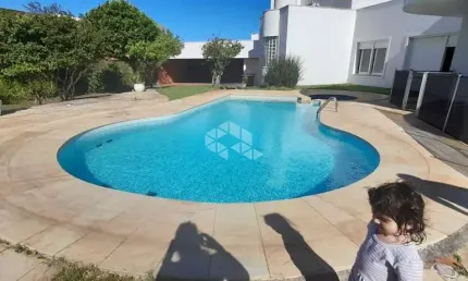 Casa térrea 4 dormitórios, 2 suítes, em Atlântida Xangri-La