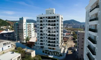 APARTAMENTO 2 DORMITÓRIOS, 1 SUÍTE, 1 VAGA DE GARAGEM, BAIRRO TABULEIRO (MONTE ALEGRE).