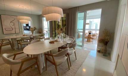 Apartamento 03 quartos 01 Suíte 04 vagas de Garagem
