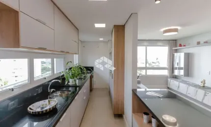 Apartamento com 3 quartos à venda na Padre Alois Kades S J - Lado Par, 500, Jardim Europa, Porto Alegre