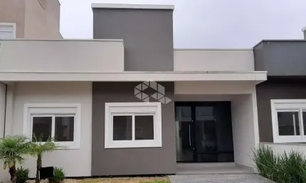Ótima casa em condomínio fechado com total infraestrutura, 100 m².
