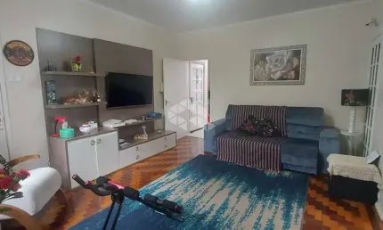 Apartamento de 3 Dormitorios no Bairro São Geraldo, Porto Alegre