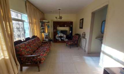 Casa com 3 quartos à venda na Rua José Francisco Oliosi da Silveira, 50, Jardim Isabel, Porto Alegre
