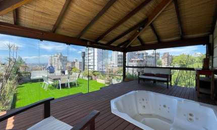 Vendo cobertura duplex com 3 quartos, piscina, 4 vagas de garagem no Bela Vista