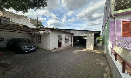 Barracão / Galpão / Depósito à venda na Rua Martim Minaberry, 109, Partenon, Porto Alegre