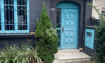 Casa com 2 quartos à venda na Rua Maranguape, 101, Petrópolis, Porto Alegre