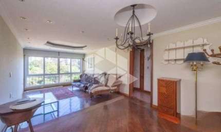 Apartamento 02 dormitórios mais dependência com vaga bairro Moinhos de Vento