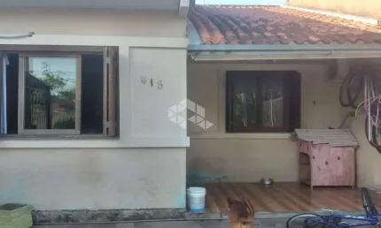 CASA MOBILIADA, COM 3 DORM, 2 VAGAS NO BAIRRO HÍPICA.
