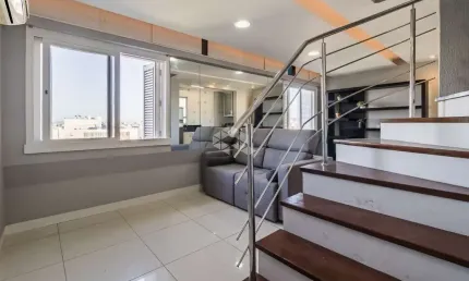Cobertura com terraço num dos ponto mais alto de poa!