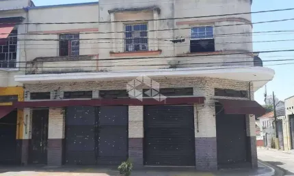 Ótimo Prédio com salão de 375 m² e 3 apartamentos de 2 dormitórios cada no Alto da Mooca
