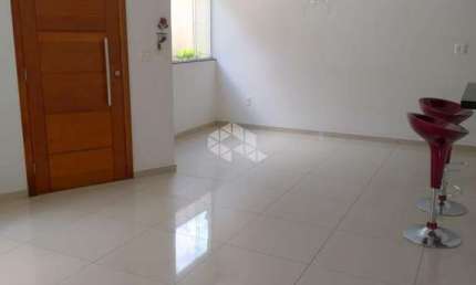 Vendo/Alugo Ótimo Sobrado em Condomínio na Vila Formosa