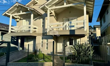 CASA AMPLA  NA PONTE SECA COM SISTEMA DE ENERGIA SOLAR INSTALADO.