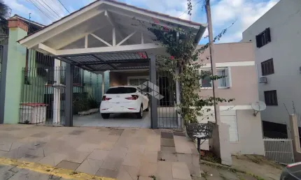 Casa com 3 quartos à venda na Ernesto Diehl, 99, Universitário, Bento Gonçalves