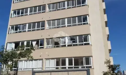 Apartamento no Universitário com 03 dormitórios/quartos, sendo 01 suíte