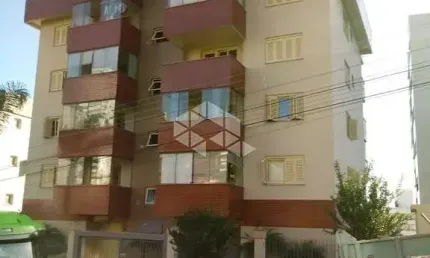Apartamento amplo com três dormitórios com 02 vagas garagem