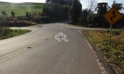 Linda área rural, de localização valorizada, próximo a empresas tramontina
