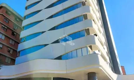 Apartamento 03 dormit. e 03 vagas em frente a praça centenário