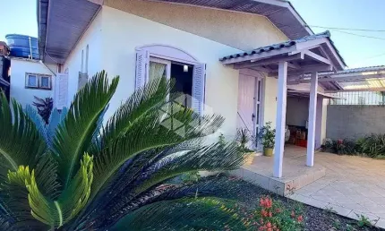 Casa com 3 quartos à venda na Antônio Bertuol, 112, Jardim Glória, Bento Gonçalves