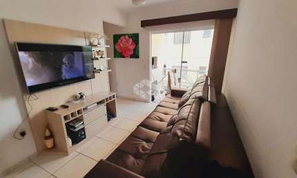 Apartamento com 02 quartos/dormitórios no bairro Serraria, em São José- SC