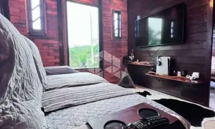 Casa com 03 quartos/dormitórios no bairro Limeira, em Biguaçu- SC