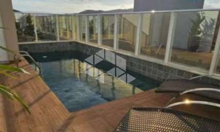 Apartamento com 02 suítes na Praia de Bombas, em Bombinhas/SC