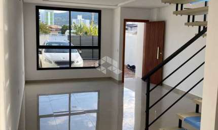 Casa com 2 quartos à venda na Rua Pedro Paulo de Souza, 32, Rio Caveiras, Biguaçu
