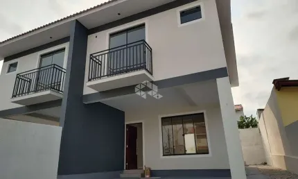 Casa com 3 quartos/dormitórios no bairro Areias, em São José- SC