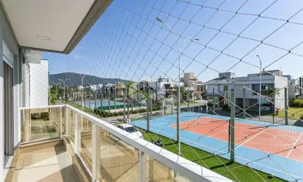 Casa com 03 quartos/dormitórios no bairro Deltaville, em Biguaçu- SC