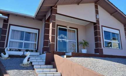 Casa com 3 quartos/dormitórios no bairro São Sebastião, em Santo Amaro da Imperatriz- SC