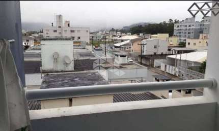 Apartamento com 2 quartos/dormiitórios no bairro Aririú, em Palhoça- SC