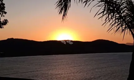 Terreno com vista mar - canto dos ganchos - governador celso ramos/sc