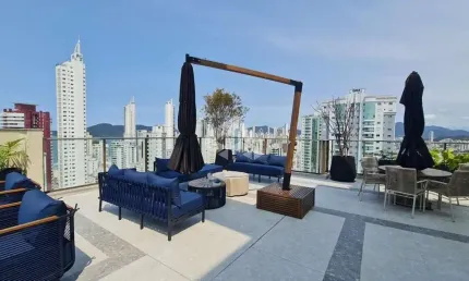 Apartamento com 4 quartos/dormitórios no bairro Centro, em Balneário Camboriú - SC