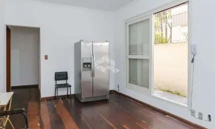 Apartamento com 86m² privativos, TÉRREO, DESOCUPADO