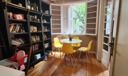 Casa com 4 quartos à venda na Rua Felipe Camarão, 66, Rio Branco, Porto Alegre