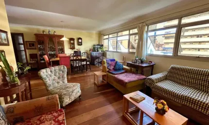 Apartamento 3 dormitórios, suíte e duas vagas no bairro Petrópolis