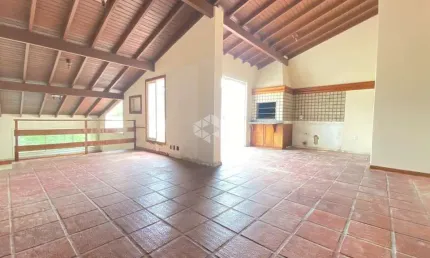 COBERTURA COM ÁREA EXTERNA MARAVILHOSA BAIRRO PETROPOLIS