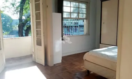 Apartamento com 2 quartos à venda na Praça Conde de Porto Alegre, 47, Centro Histórico, Porto Alegre