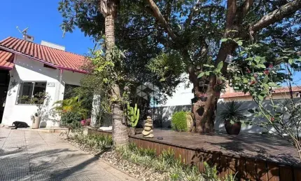 Casa em condomínio fechado com 3 quartos à venda na Rua Saíra Amarela, 100, Bombas, Bombinhas