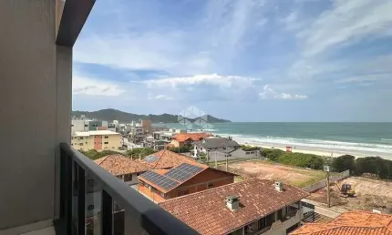 Cobertura com duas suites  e vista  mar em Mariscal Bombinhas SC