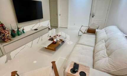 Apartamento mobiliado com três quartos em Itapema SC