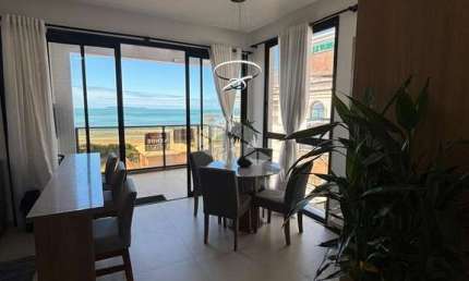 Cobertura duplex mobiliada com duas suites no Mariscal em Bombinhas