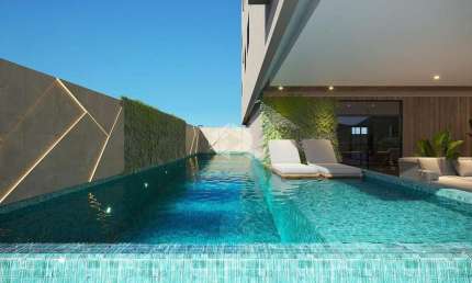 Apartamento com duas suites á 70 metros do mar de Bombas, em Bombinhas SC.