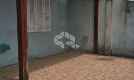 Casa com dois dormitórios na Rua Z, bairro Cidade Verde