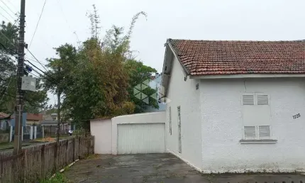 Casa com 4 dormitórios com 395,21m²  bairro passo da areia