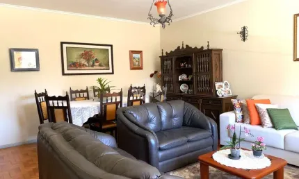 Casa 6 dormitórios, 2 vagas, 224 m² privativos, bairro vila ipiranga - porto alegre - rs